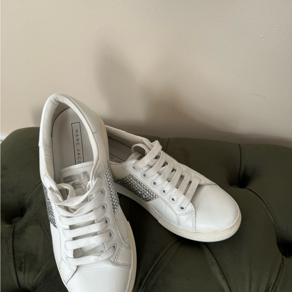 Mark Jacob Snickers Great Condition - image 3